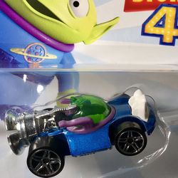 Hot Wheels Disney PIXAR TOY STORY 4 ALIEN