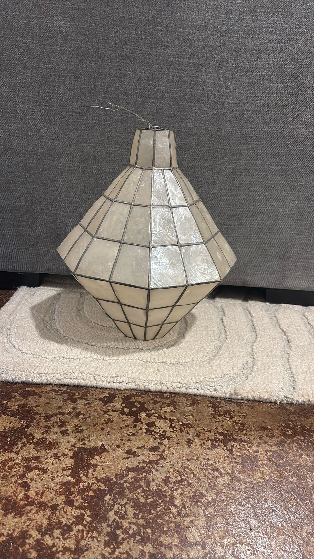 Antique Light She'll