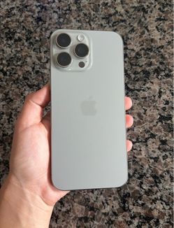 iPhone 16 Pro Max Unlocked
