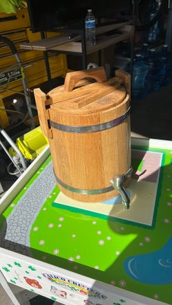 Beverage Barrel 