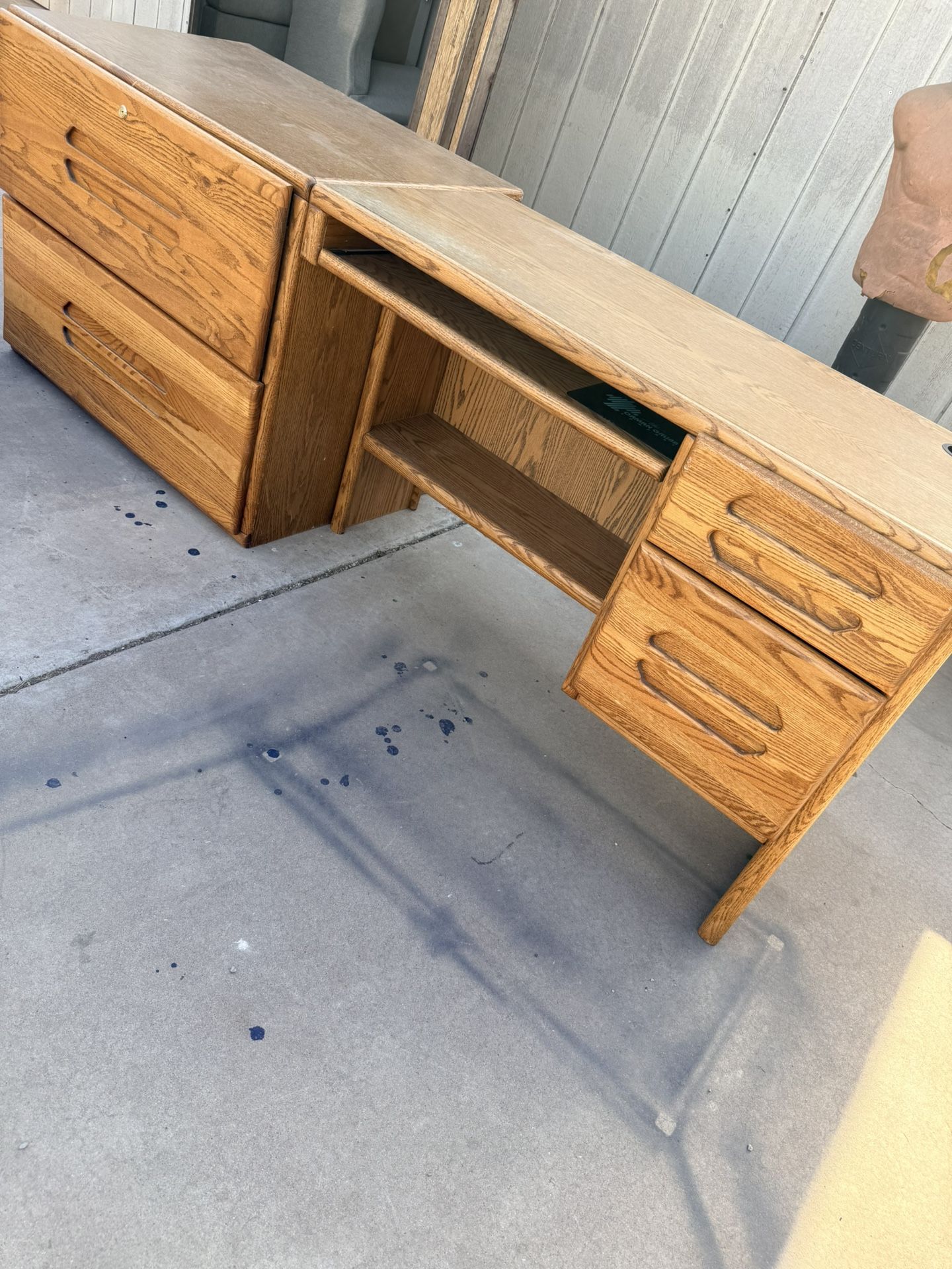 2-Piece Set Desk and Filing Cabinet