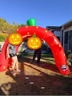 BigMouth Strawberry Tunnel Spinkler, Arch, Red, Large Over 7Ft Tall 93”x39”x87”H