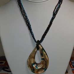 Fantasy Bead Necklace With Earings
