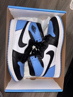 Air Jordan 1 Unc