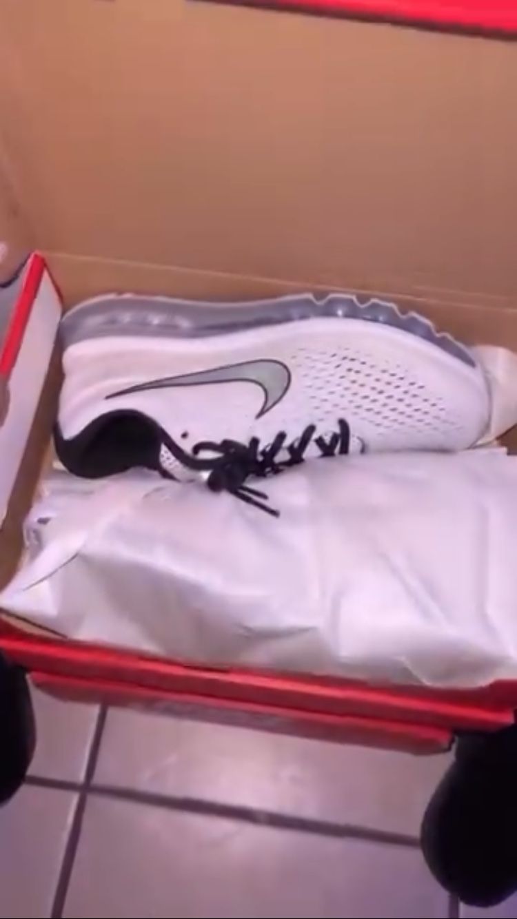 Nike Men Shoes
