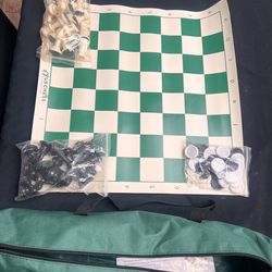 Roll up chess set