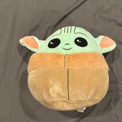 Baby yoda 10 in squishmallow