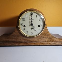 Howard Miller Mantel Clock – Westminster Chimes 340-020 – 2 Jewels – Made in Germany