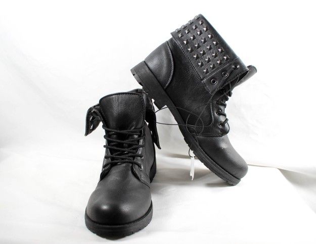 Gothic Biker Pyramid Spike Combat Boots New with Tags Women's Size 10