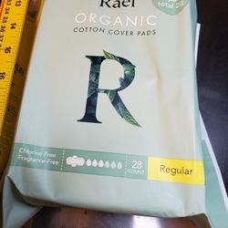 Rael Organic Cotton Cover Pads, Regular absorbency, in a 2-pack totaling 28 pads. 
The Rael Pads for Women are organic cotton cover pads with regular 