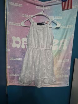 White Lace Sleeveless Mini Dress