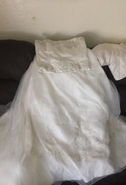 Wedding dress
