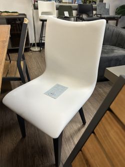 Village Casa Restaurant Collection Dining Chair