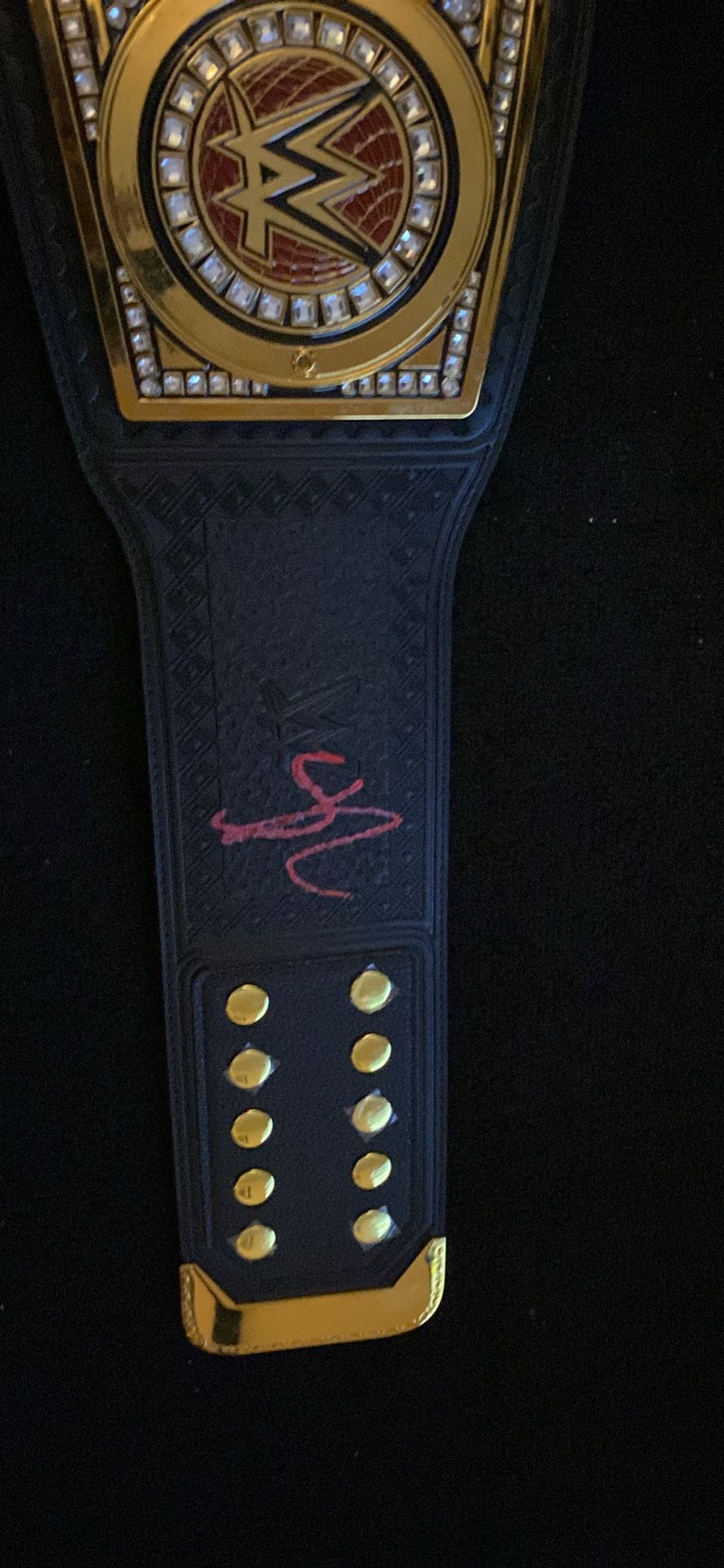 WWE Black Universal Signed Seth Rollins / Becky Lynch