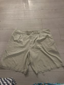 TOMMY BAHAMA MEN’S SHORTS - 100 % SILK