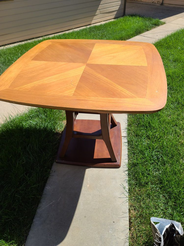 Huge Island table, Beautiful 😍! $300 OBO