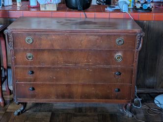 Vintage Chest of Drawers