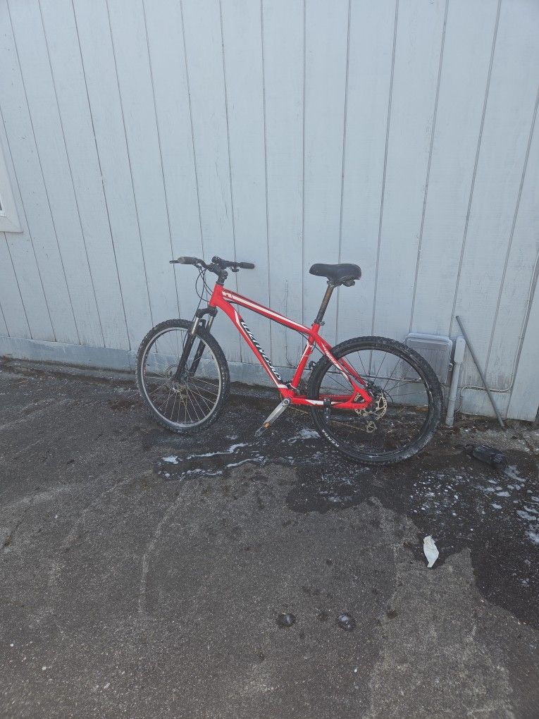 Specialized HARDROCK 24-speed Mtn Bike