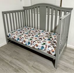 GRACO CRIB N MATTRESS
