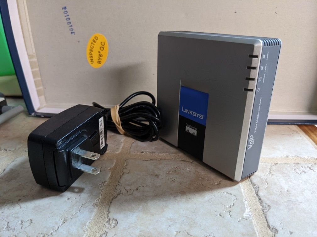 Linksys Linksys SPA2102-R VoIP Adapter & Router with 2 Phone Ports