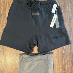Essential Short 