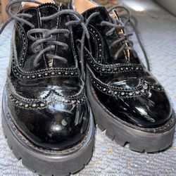 Steve Madden Oxford Black Lace Up Size 9