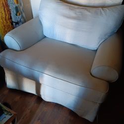 Paula Deen oversized chair and couch