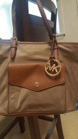 Authentic micheal kors tote bag