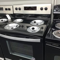 Whirlpool Coil Top Black And Stainless Steel Range. 1 year Warranty 