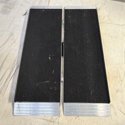 4’ Portable Aluminum Folding No-Skid Wheel Chair Ramp 