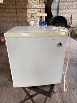 Small freezer igloo