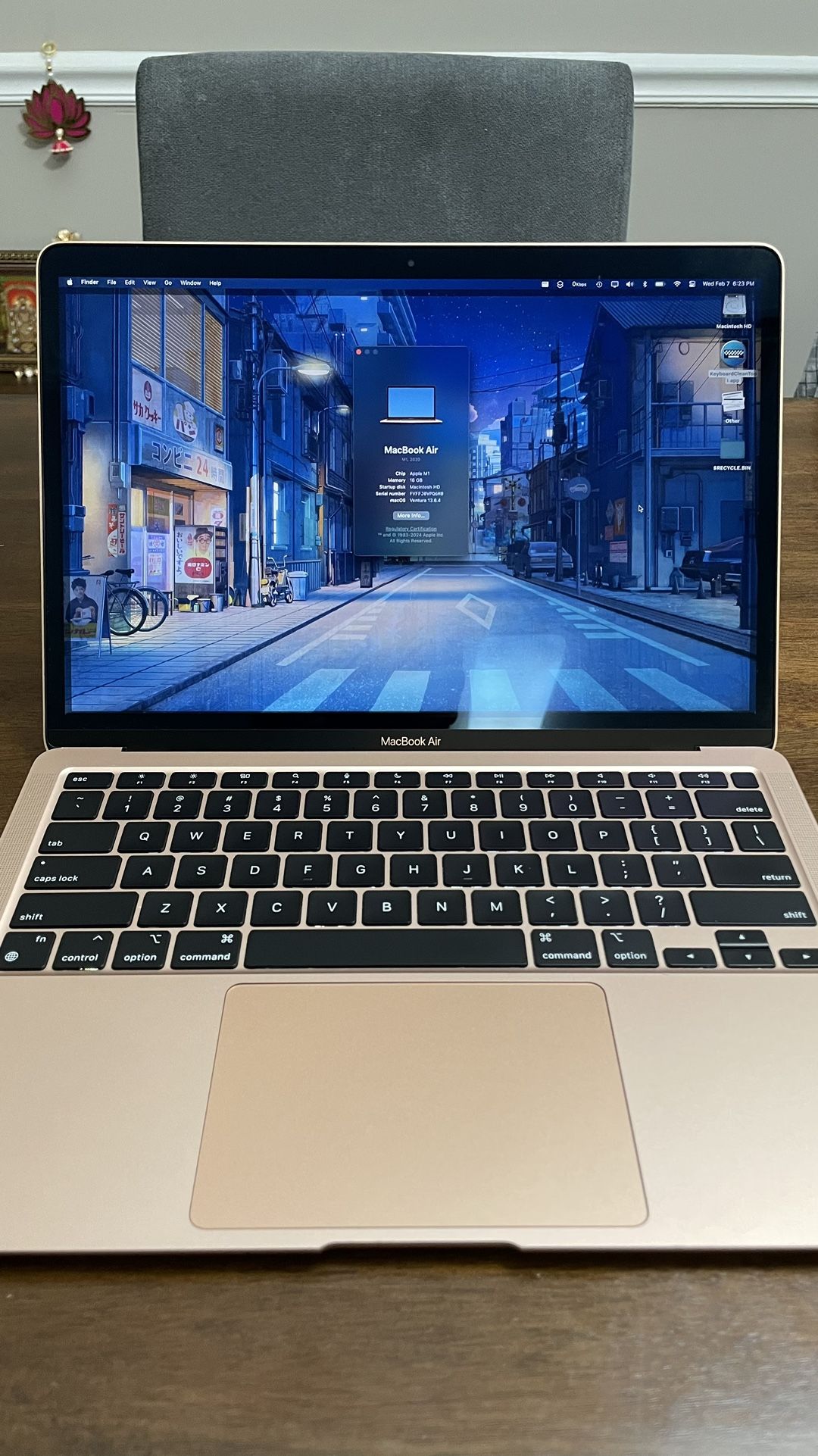 Gold Apple Macbook Air M1 16GB