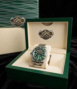 Mens watch