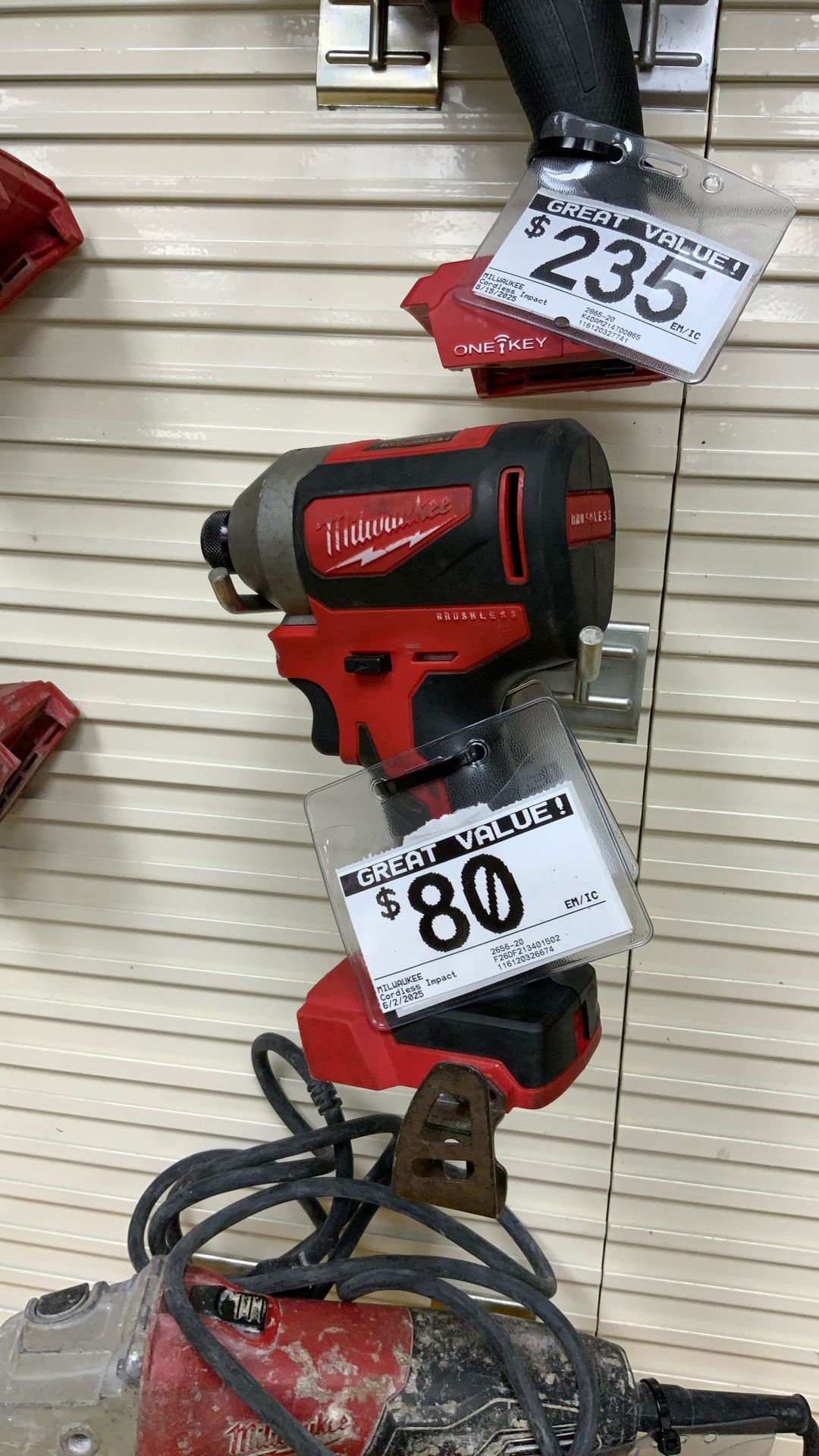 MILWAUKEE IMPACT DRILL