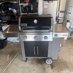 Weber Genesis II Propane Grill And Cover 