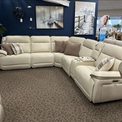 EXCLUSIVE] Double Deal Almond 5-Piece Power Reclining Sectional