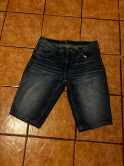 Buckle jean shorts