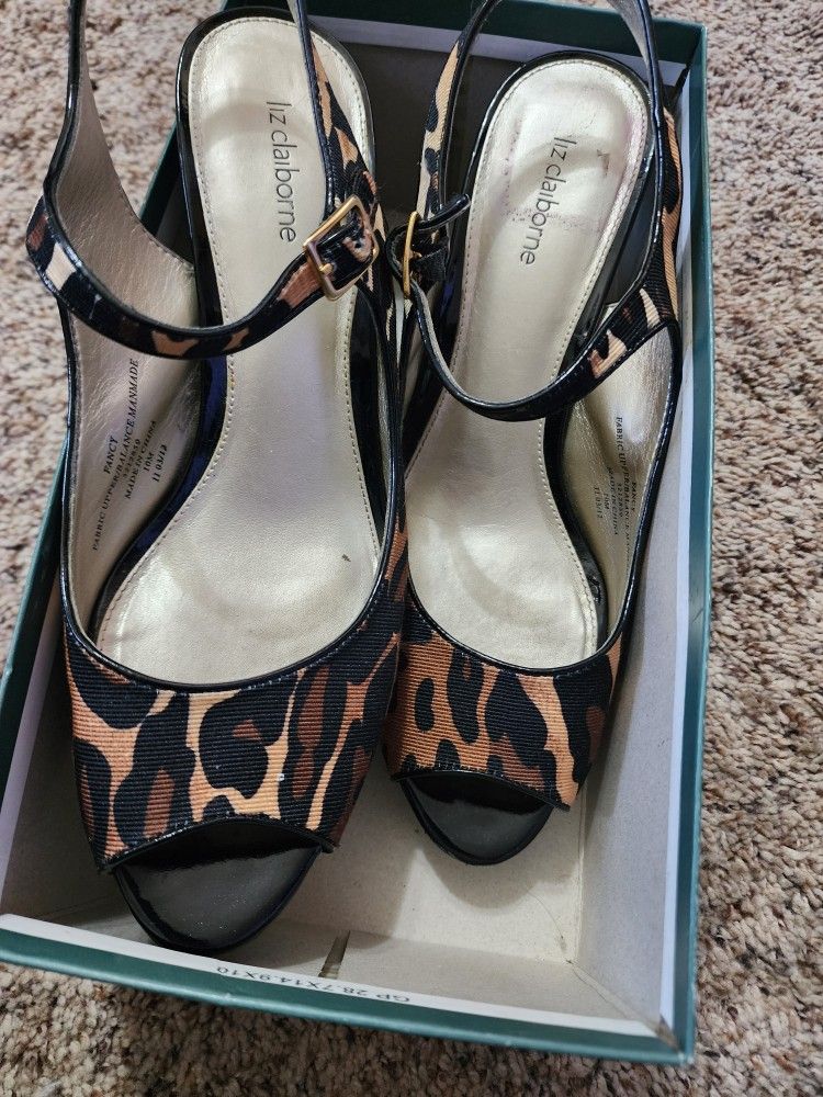 Liz CLAIBORN Peeptoe Mjs