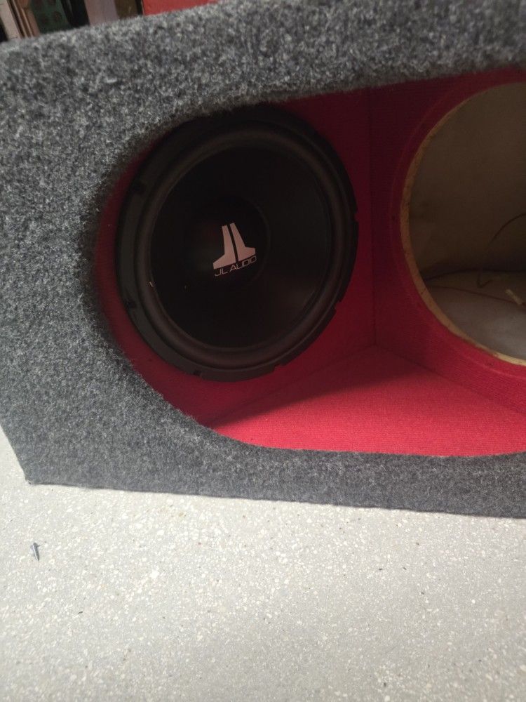 JL Audio 12 Subwoofer Box