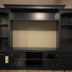 Entertainment Media  Center 