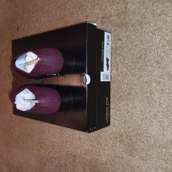 Ladies Shoes Size 8 1/2w