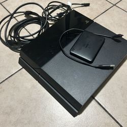 PS4 w Controller/ 1 Terabyte 