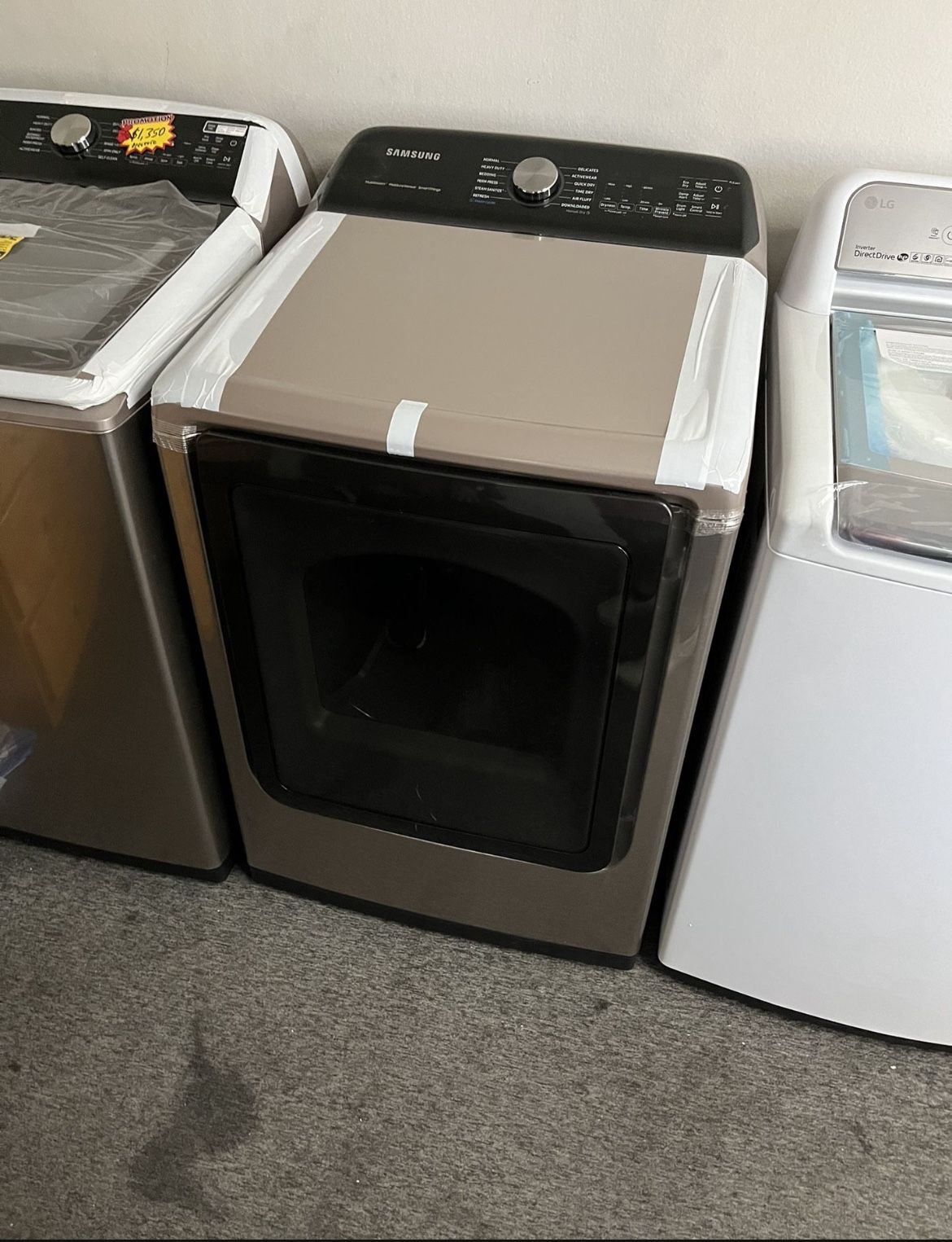 SAMSUNG NEW ELECTRIC 220 DRYER CHAMPAGNE COLOR