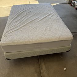 Queen Mattress Box Spring, and Meatal Frame With Casters