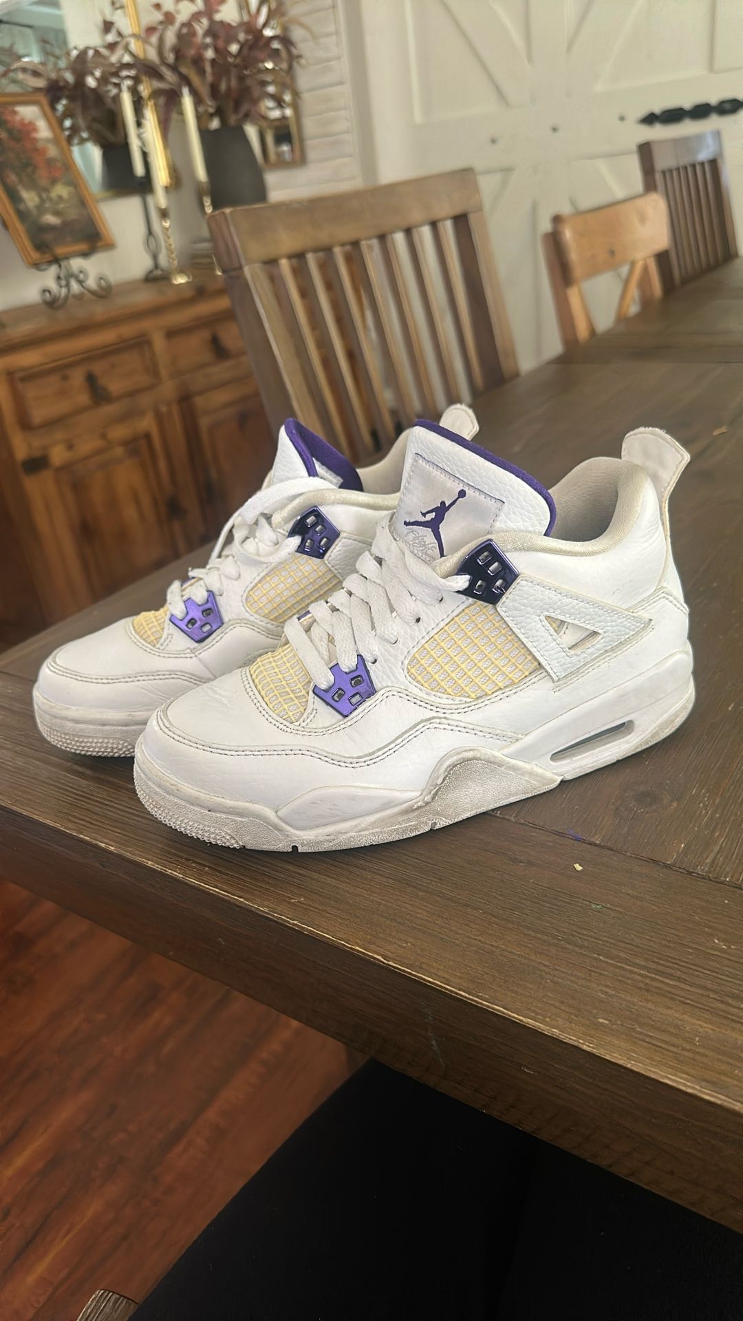  Nike Air Jordan 4 Retro “Metallic Purple”