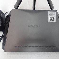 NetGear Nighthawk AC1900 Smart Wi-Fi Router Model R 7000