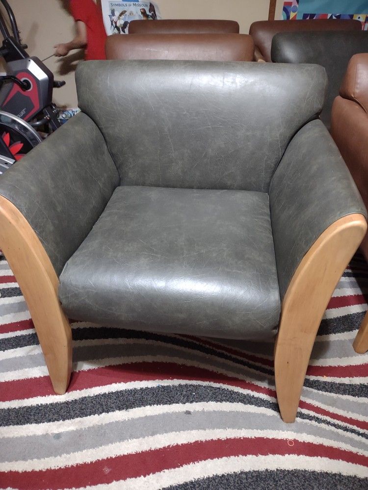 Comfortable Arm Chairs Leather