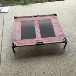 Raised Outdoor Dog Bed