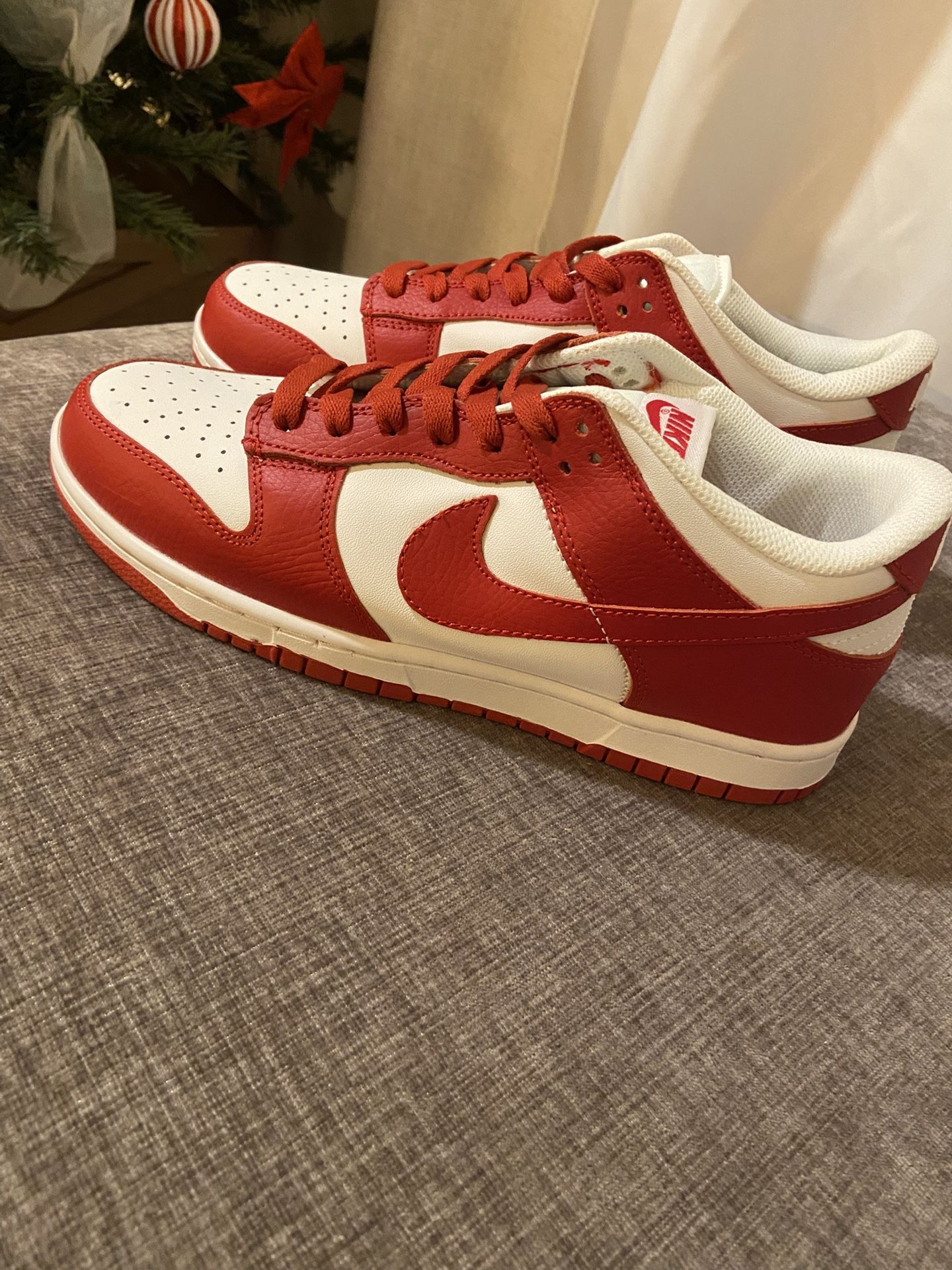 Nike Dunk Low Men’s Size 8.5 & 9.5 (New-Nuevos)