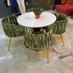 Indoor/Outdoor Table Set